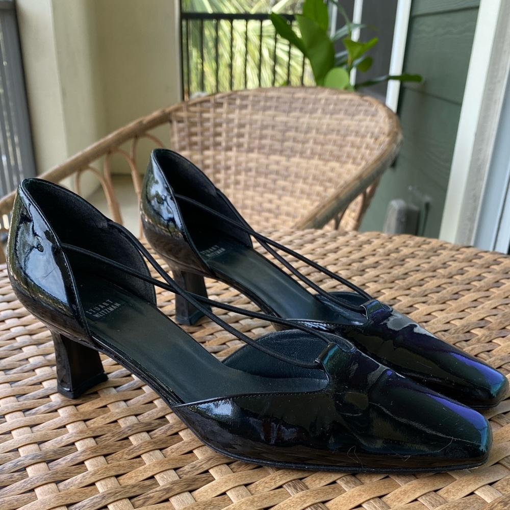 Stuart Weitzman Black Patent Leather Criss Cross Low Heels Size 8.5
